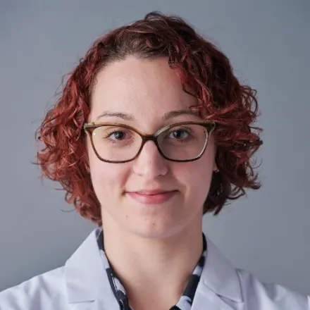 Dr. Mariana Schlosser